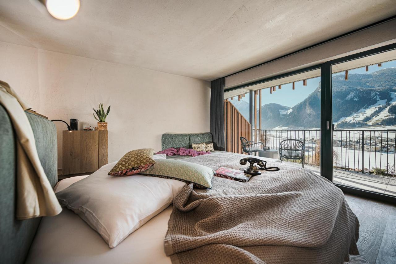 Coolnest Hotel 4*
